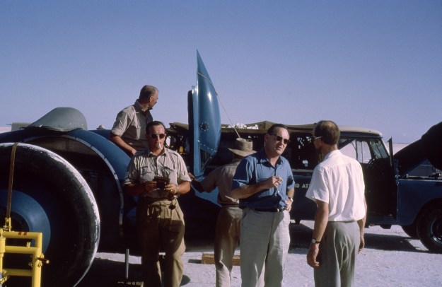 Donald Campbell in discussion with Andrew Mustard at Lake Eyre.